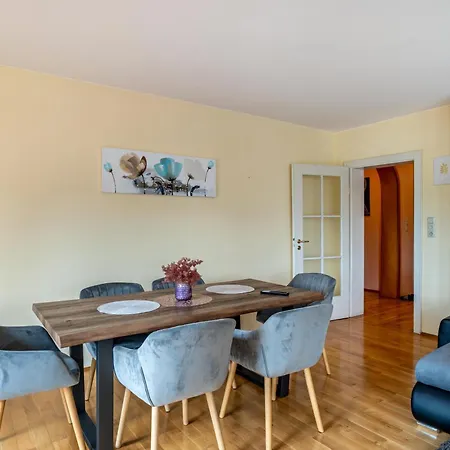 Albert-schulte Park Apartment