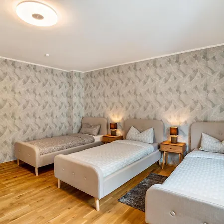 Albert-schulte Park Apartment *